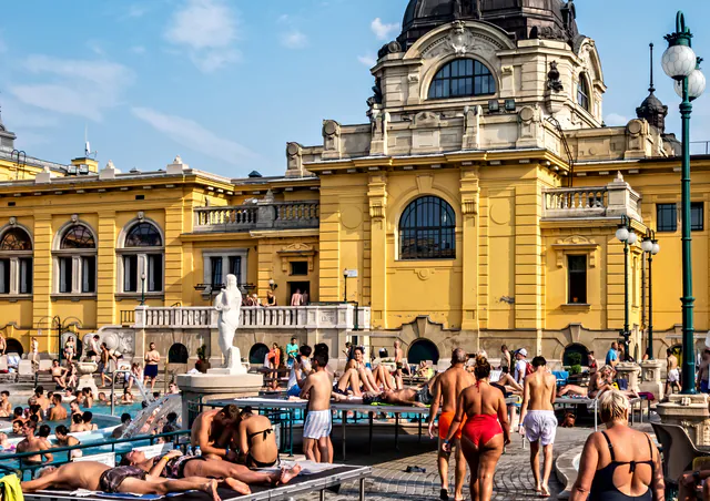 Sparty Széchenyi Bath Party — photo 3