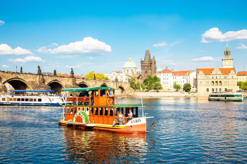Boat Party Prague — historic view