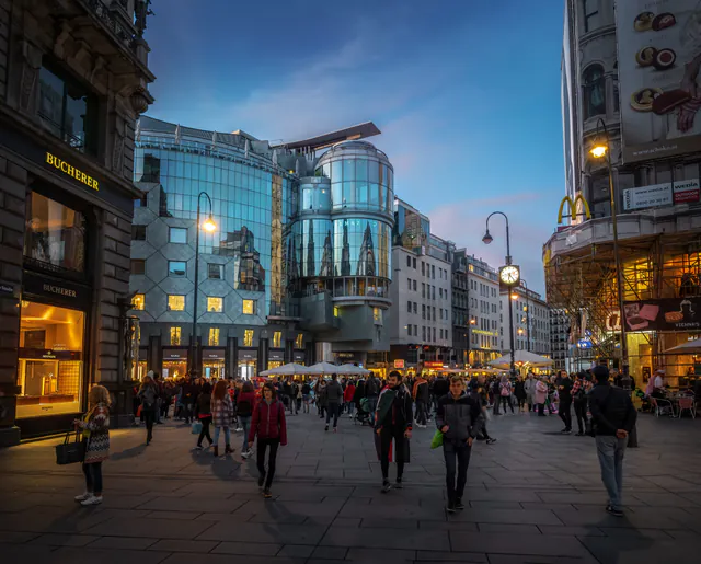 Stephansplatz — photo 4