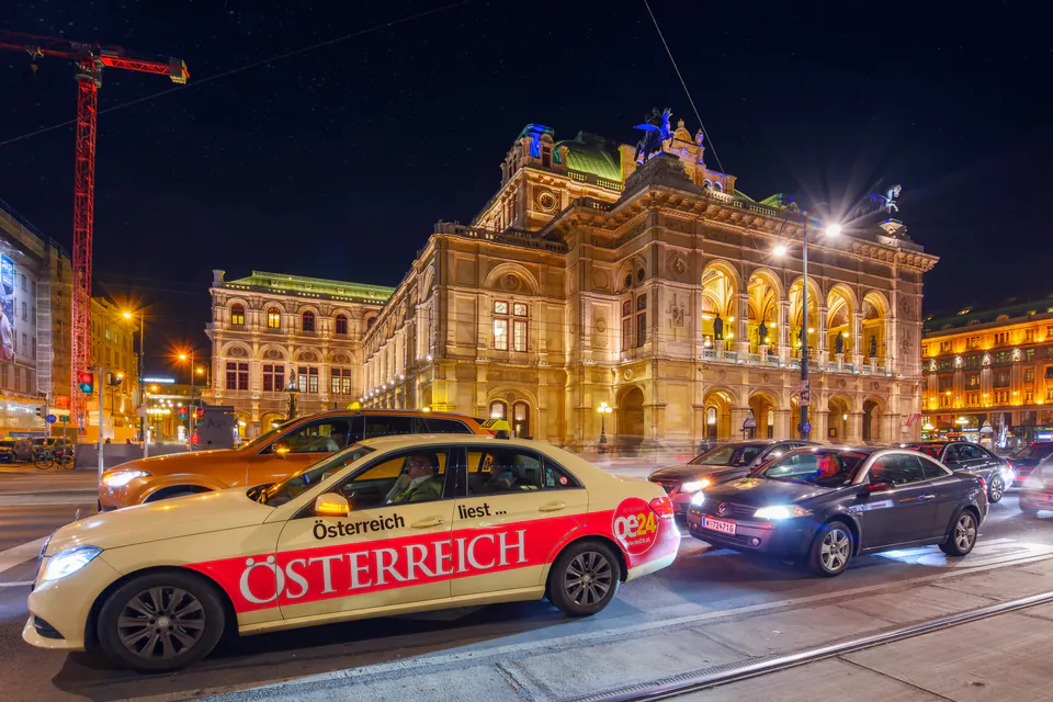 Vienna 出行攻略:本地人教你如何打车与使用网约车 — 传统出租车与本地“Taxi 40100”App