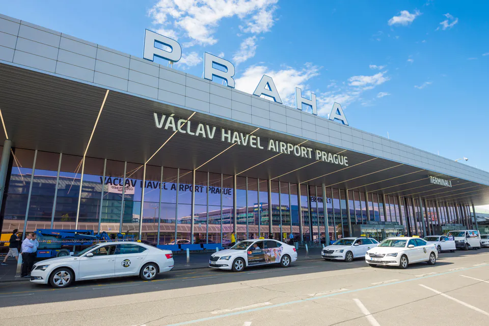 Václav Havel Airport Prague Guide — Terminal Architecture, Security Innovations, and Future Connectivity