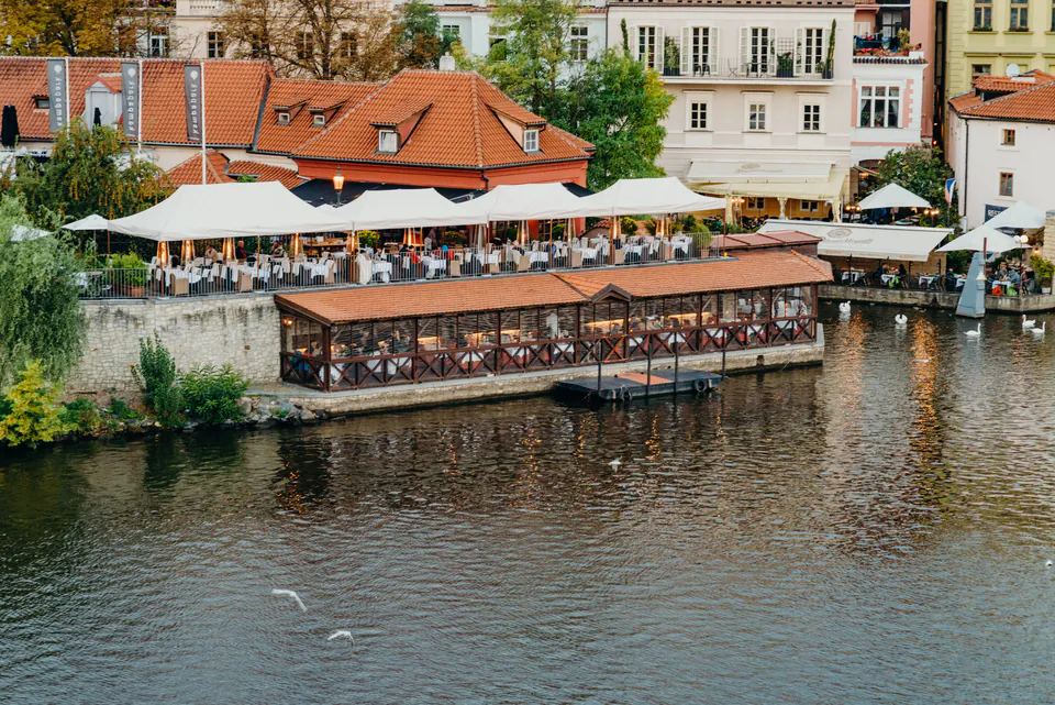 Kampa Park and Island — photo 2