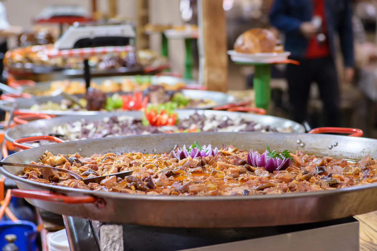 Budapest Food Tour: Market to Tavern with 14+ Tasters & Wines