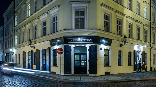 La Degustation Bohême Bourgeoise