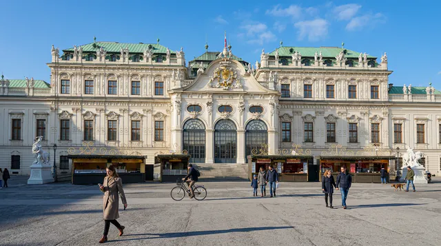 Landstraße (Belvedere) — Shopping & Markets