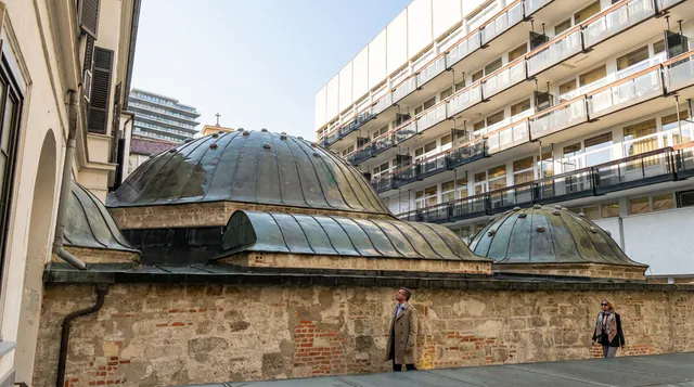 Irgalmasok Veli Bej Fürdője