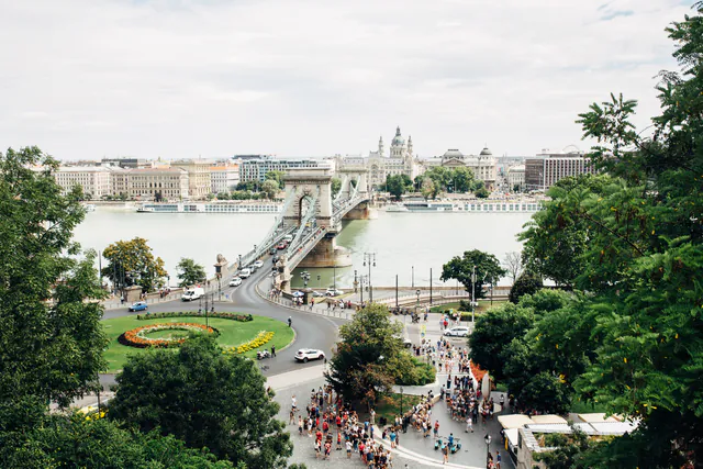 Széchenyi Chain Bridge — photo 7