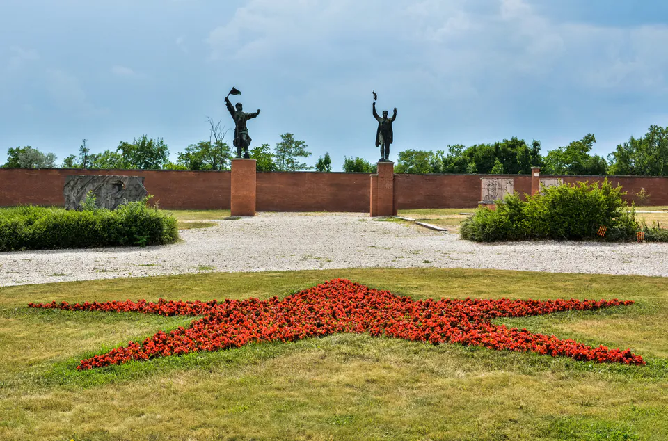 Memento Park — historic view