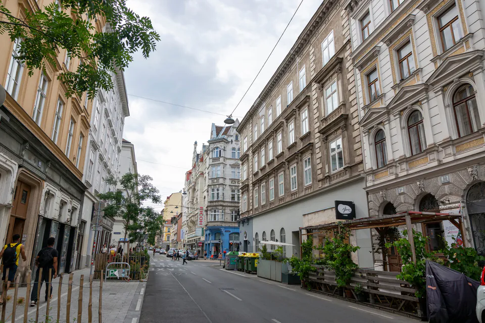 约瑟夫城 (剧院区) — 交通指南