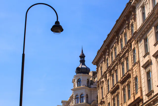 安可钟 — 周边环境