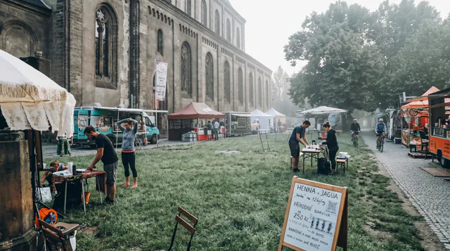 Karlín — Shopping & Markets