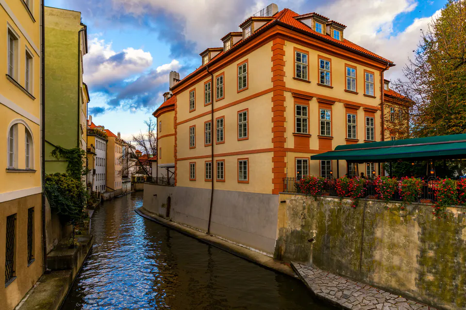 Kampa Park and Island — The Devil’s Stream (Čertovka): Folklore and the Venice of Prague