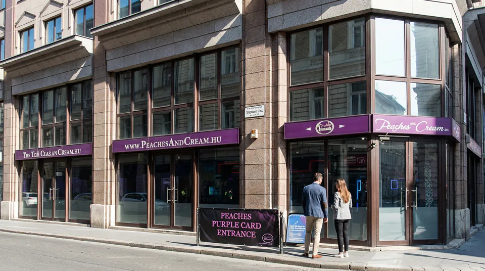 Peaches and Cream Club — Events & Programs