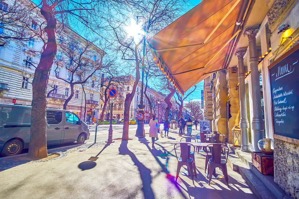 Bo18 Hotel Superior — The Neighborhood