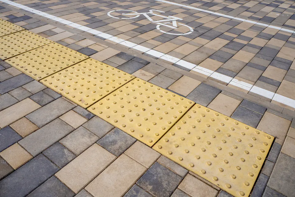 Accessible curb ramp and tactile paving at Budapest pedestrian crossing
