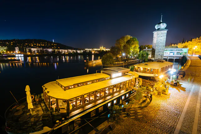 Boat Party Prague — Economic Stratification and Package Value Proposition
