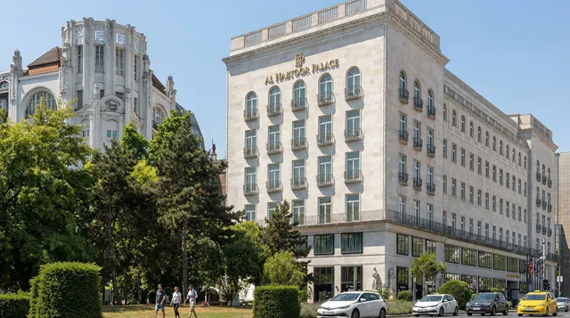 Al Habtoor Palace Budapest — Dining & Bar