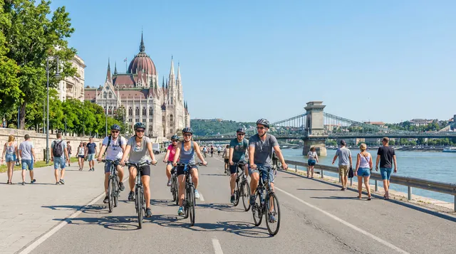Budapest Highlights Bike Tour — The Route & Stops