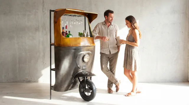 Tuk Tuk Bar — photo 5