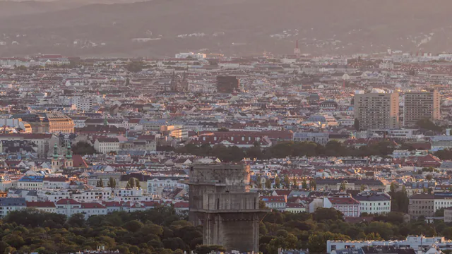 Vienne avec des enfants : l'itinéraire familial ultime — Après-midi : À l'assaut de la tour de défense