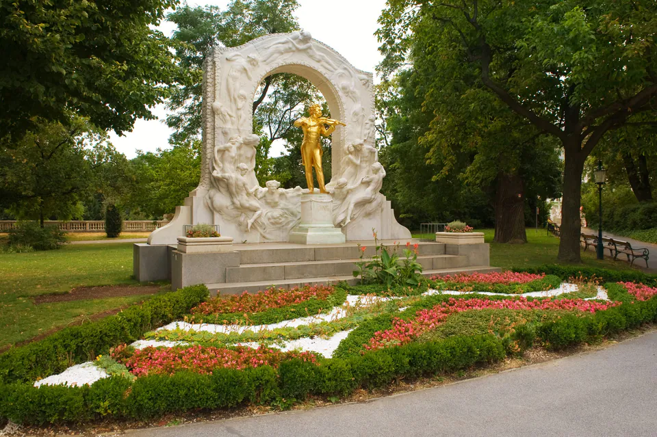 Stadtpark — photo 2