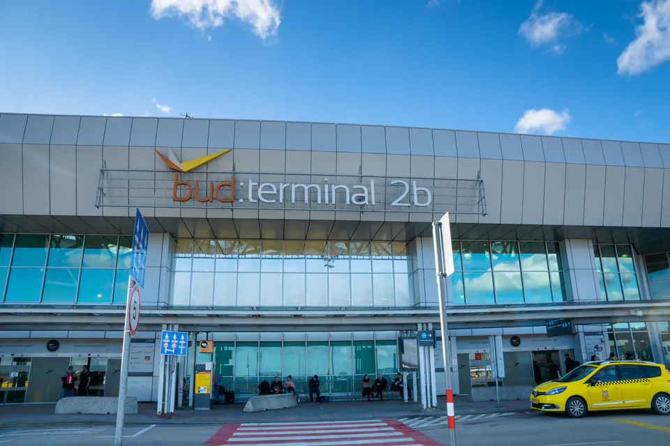 Budapest Airport taxi stand with official yellow cabs waiting