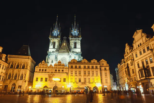Prague Old Town, Medieval Underground and Dungeon Historical Tour — The Executioner’s Paradox: Jan Mydlář