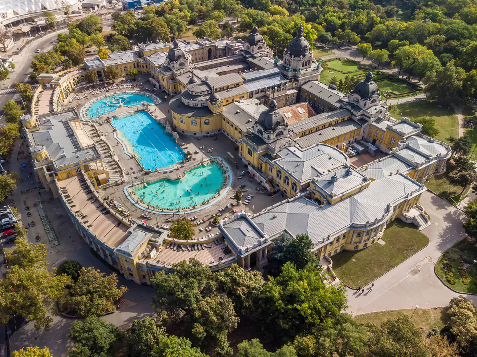 Budapest in 5 Days: The Ultimate Local's Guide to the Pearl of the Danube — Day 3: Thermal Waters and Market Flavors