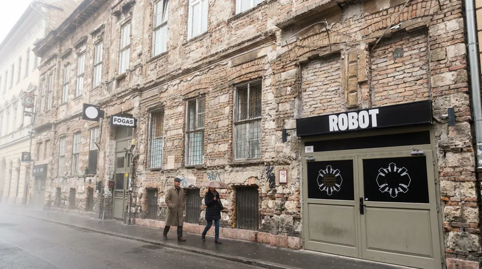 Instant-Fogas — historic view