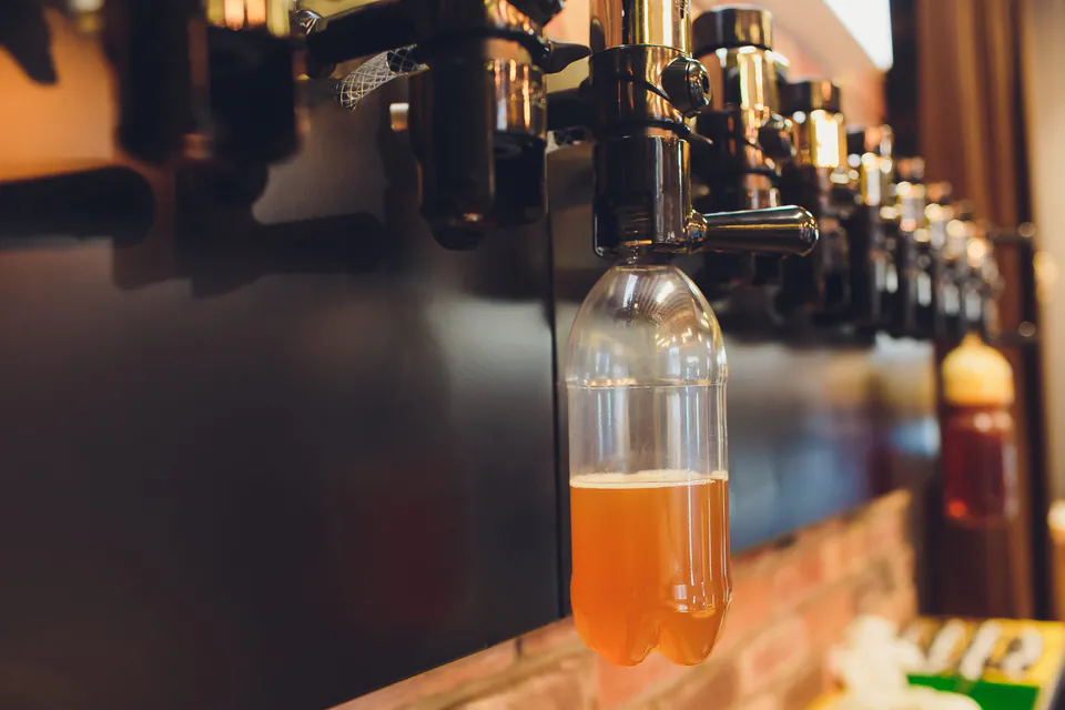 Vienna Craft Beer Guide: Microbreweries, Taprooms, and Local Pints — Bottle Shops and Micro-Sude: BeerLovers and Malefitz