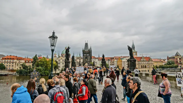 Welcome to Prague! Free Old Town, Jewish Quarter, and Charles Bridge Tour — The Economics, Logistics, and Cultural Mechanics of Tip-Based Tourism in Prague