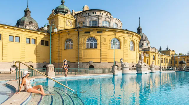 Sparty Széchenyi Bath Party — photo 9