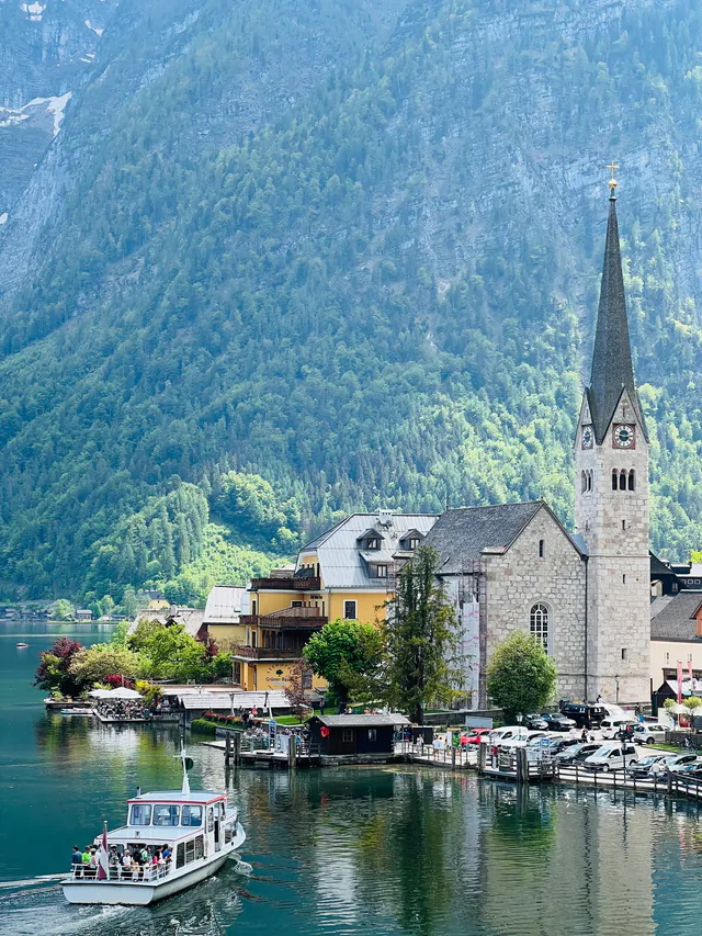 Excursion guidée d'une journée à Hallstatt avec option balade en bateau — La Destination