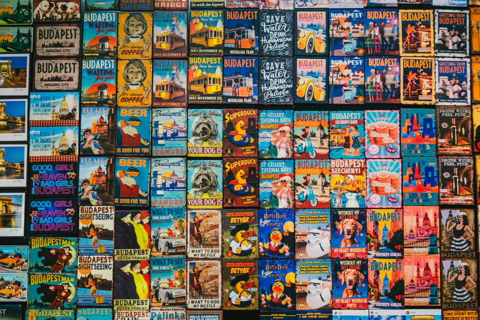 Drop the Weight: The Ultimate Guide to Luggage Storage in Budapest — The Landscape: Lockers vs. Apps vs. Shops