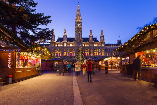Vienna Christmas Markets Guide: An Exhaustive Local Report