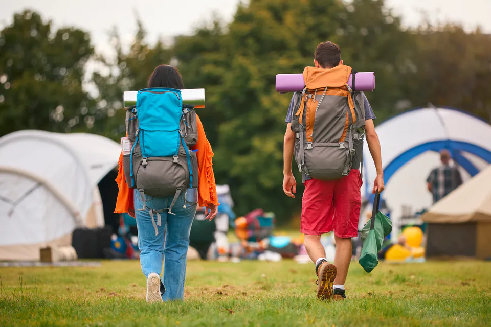 希格特音乐节 — 露营与生存指南